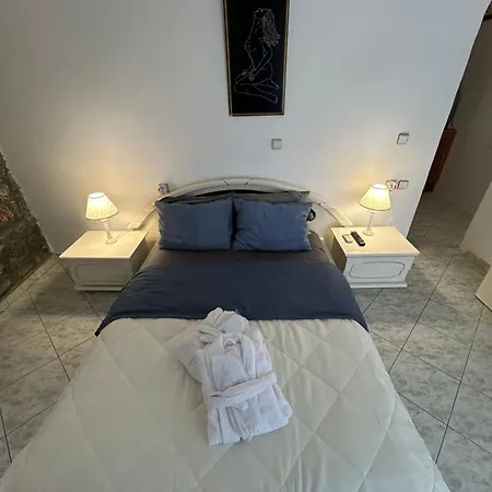 Terra Mani Stone شقة ييروميلين