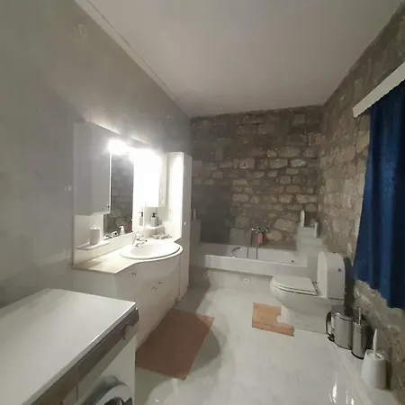 شقة Terra Mani Stone *