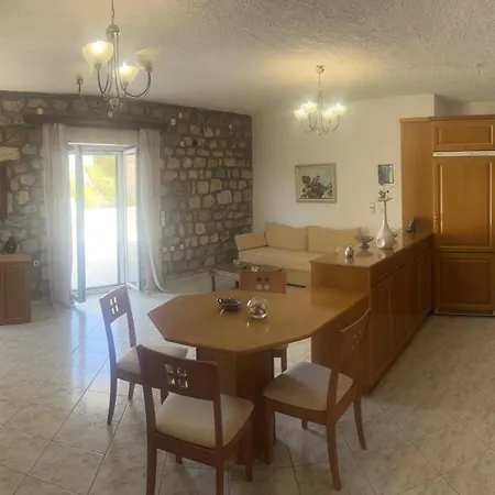 Apartamento Terra Mani Stone