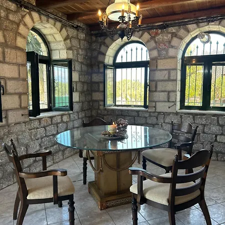 Terra Mani Stone Yerolimin