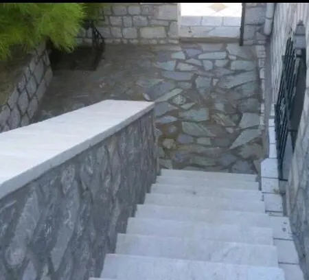 Lejlighed Terra Mani Stone Yerolimin