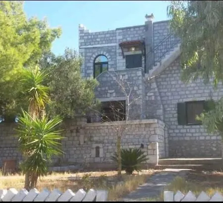 Lejlighed Terra Mani Stone Yerolimin