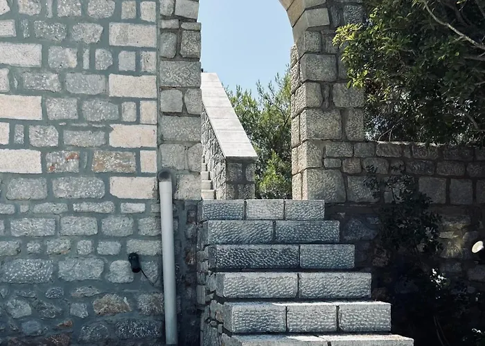 Terra Mani Stone * Γερολιμένας