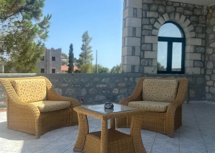 Terra Mani Stone * Γερολιμένας