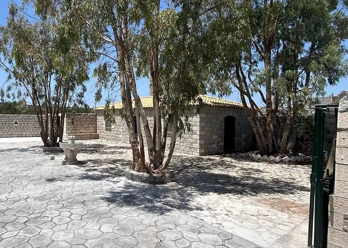 Terra Mani Stone * Γερολιμένας